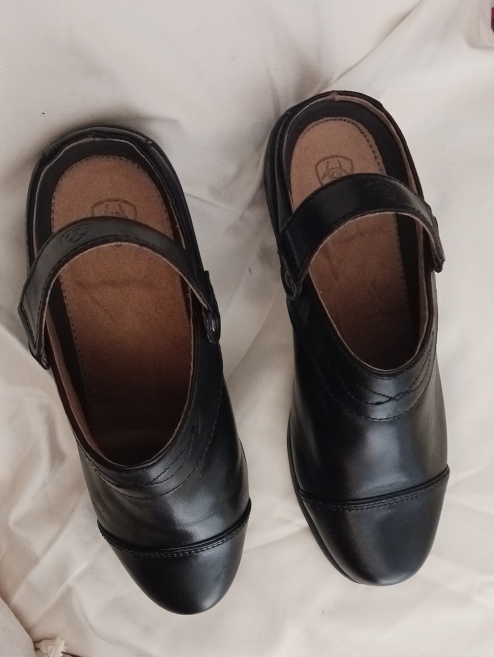 nwob•7B ARIAT-women's black leather mule slip on with adjustable heel strap